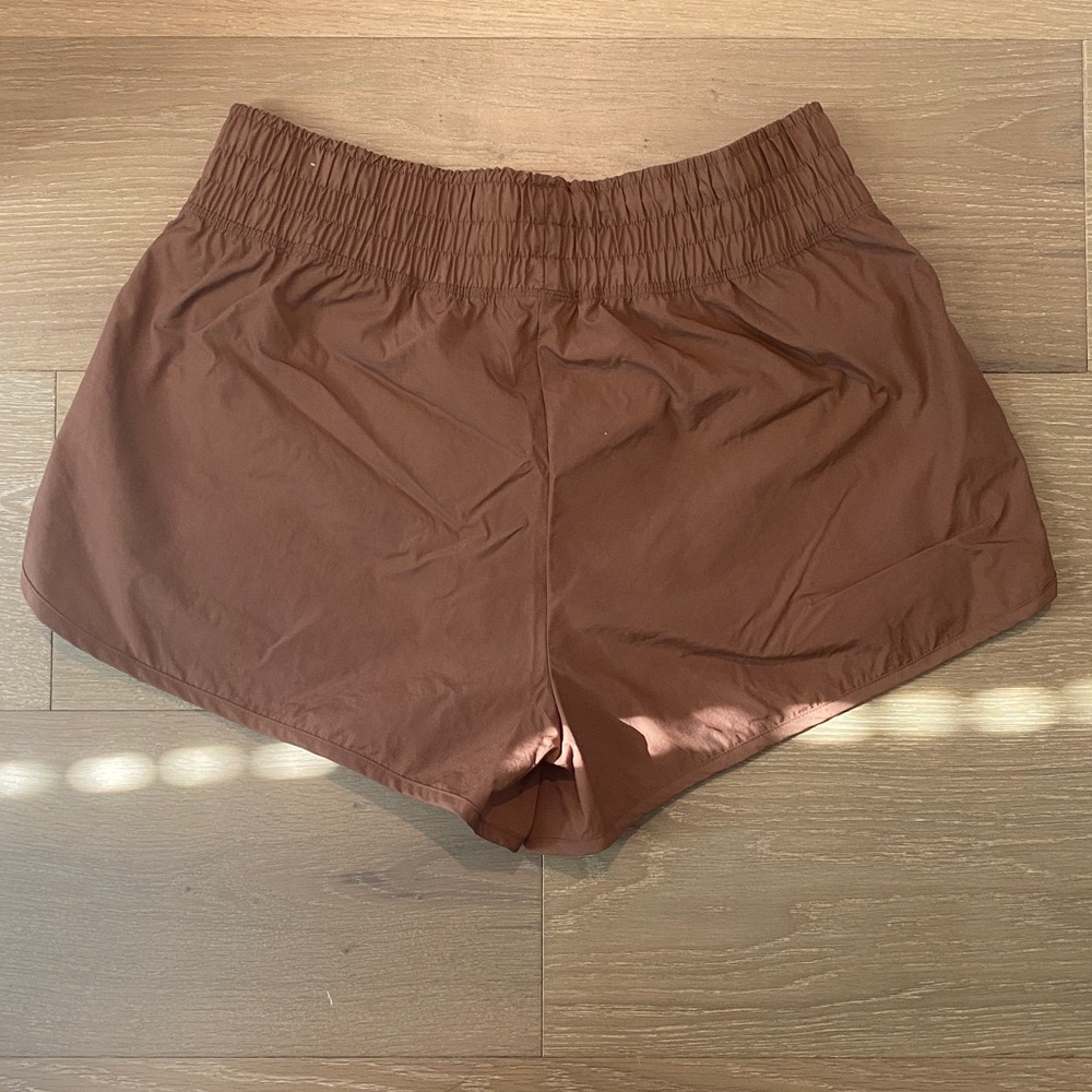 Pink Active shorts - Picture 2 of 2